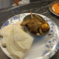 ৪ পিস চালের রুটি + হাঁসের চুই ঝাল